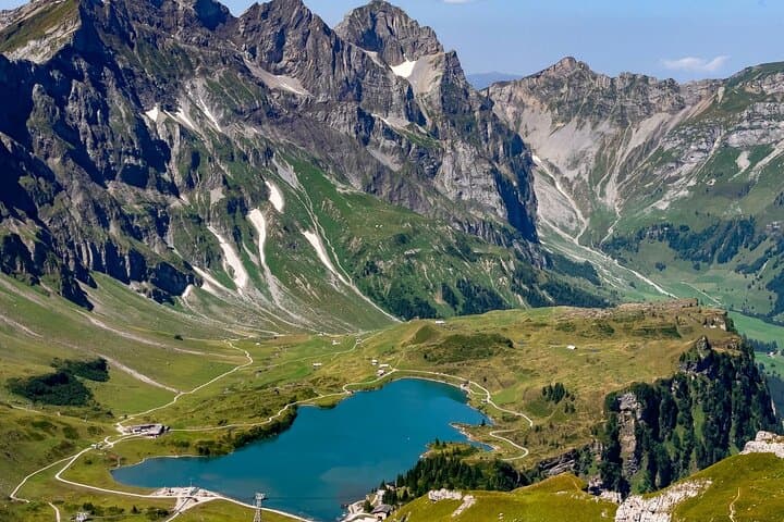 Interlaken: Private Day Trip to Mount Titlis, Engelberg & Lucerne