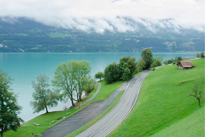 10-Hours Customized Private Tour by Car from Zurich or Lucerne