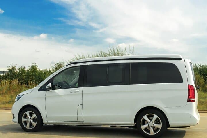 10-Hours Customized Private Tour by Car from Zurich or Lucerne