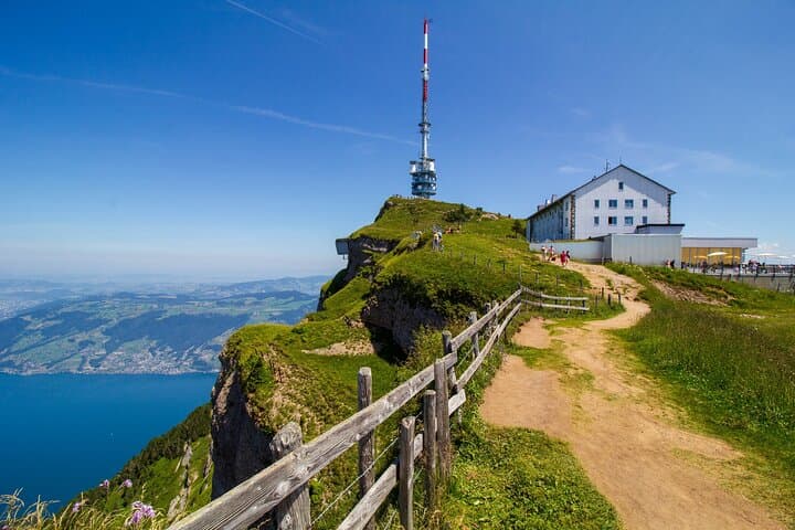 Mt. Rigi & Lake Lucerne: Small Group Day Tour from Luzern