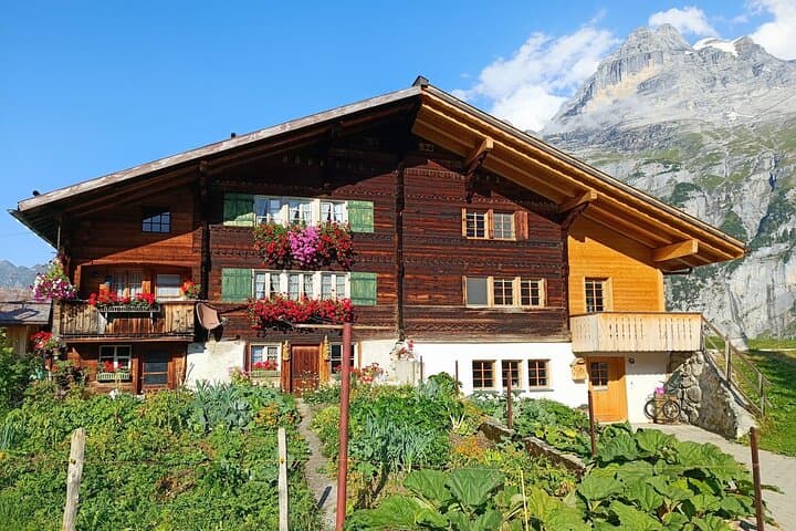 Interlaken Full-Day Highlights Tour with a Local by Private Car