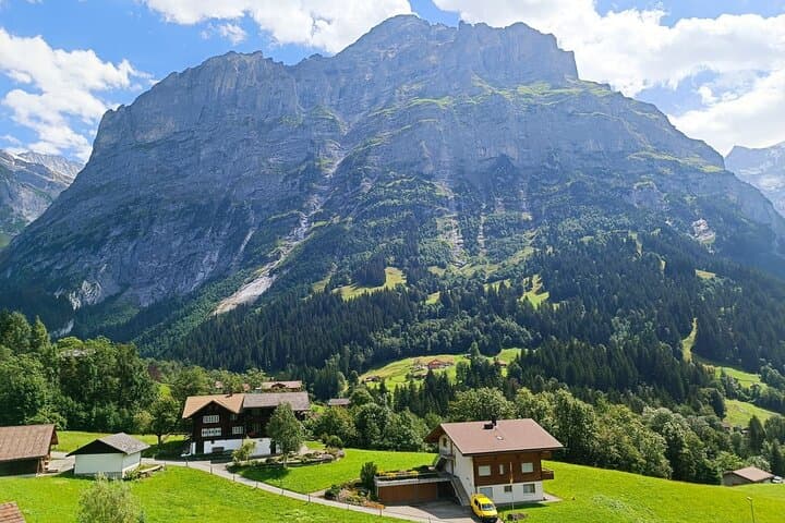 Interlaken Half-Day Highlights Tour with a Local by Private Car