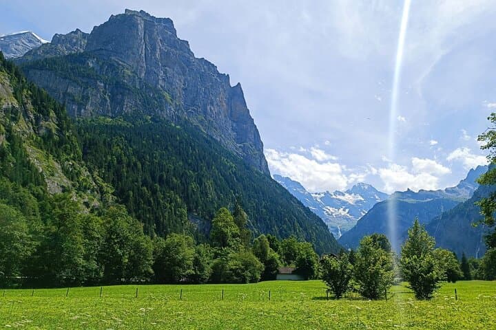 Interlaken Half-Day Highlights Tour with a Local by Private Car
