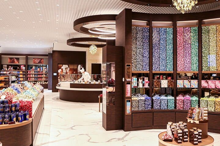 Zürich City Sightseeing Tour with Cruise, Lindt Home of Chocolate