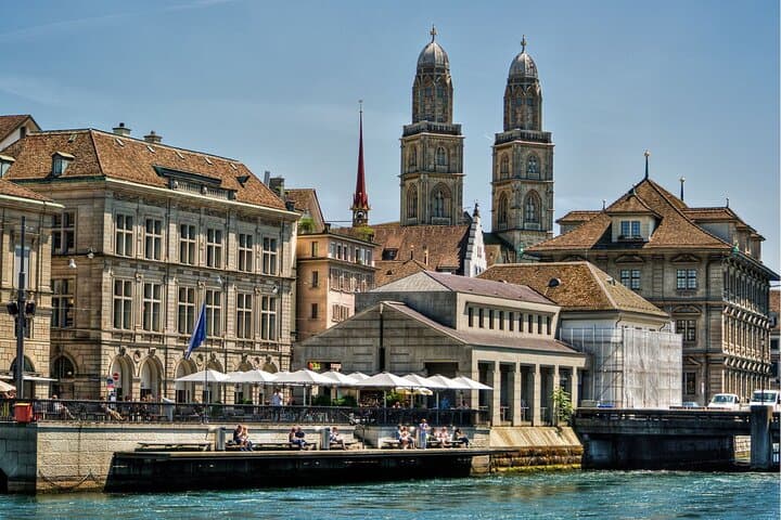 Zürich City Sightseeing Tour with Cruise, Lindt Home of Chocolate