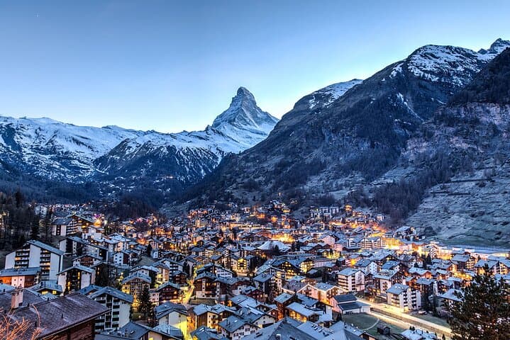 Switzerland Wonderland I 9-Day Guided Tour with Accommodation in Switzerland
