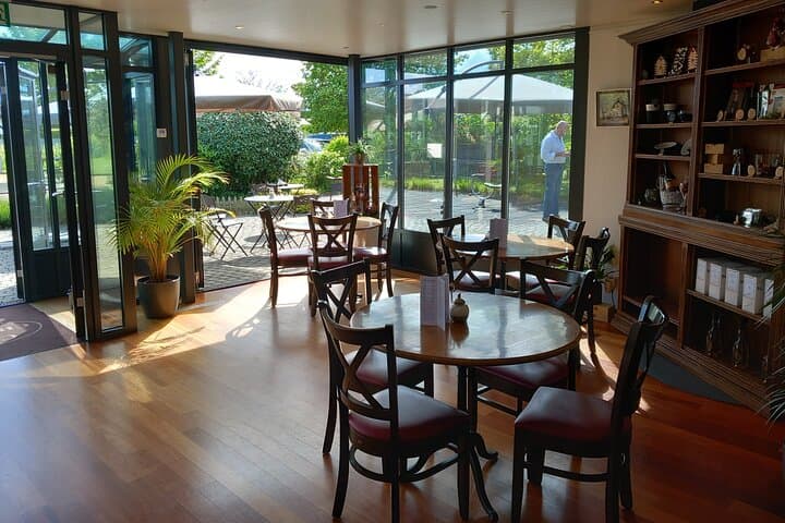 3 Hour Private Tour Countryside Vineyards with Local Wine Tasting