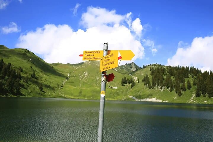 Self guided Panoramic Hike Trip to Stockhorn from Zurich