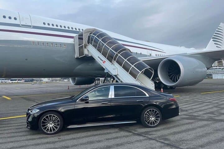 Zurich City to Zurich Airport ZRH Private Transfer Service