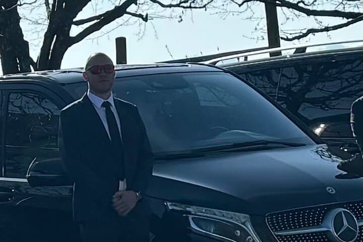 Transport to/from Airport/ Hotels in Zurich to Destination