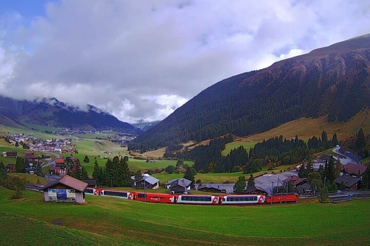 6 Day Glacier Express Rail and Porsche Drive in the Swiss
