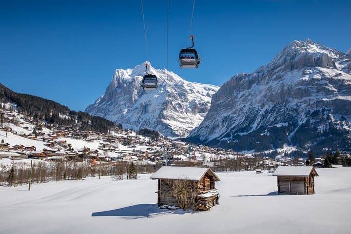 From Zurich: Day trip to Interlaken & Chocolate Fondue Float