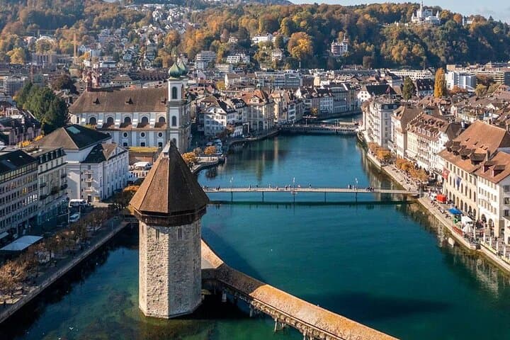 Zurich: ZRH Airport Private Transfer to/from City Center