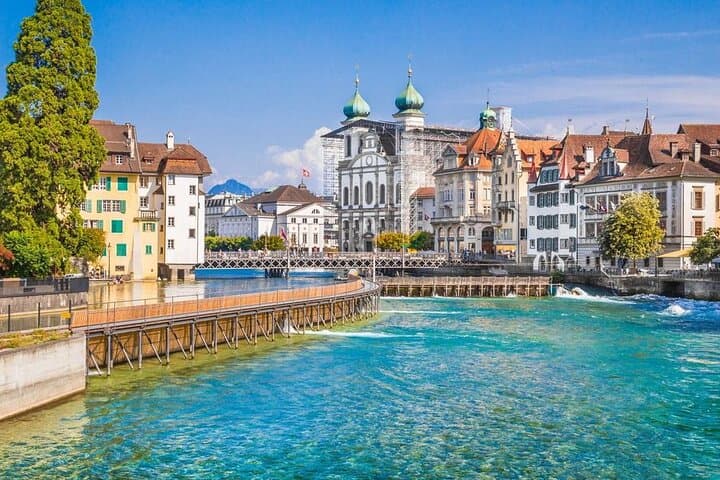Zurich: ZRH Airport Private Transfer to/from City Center