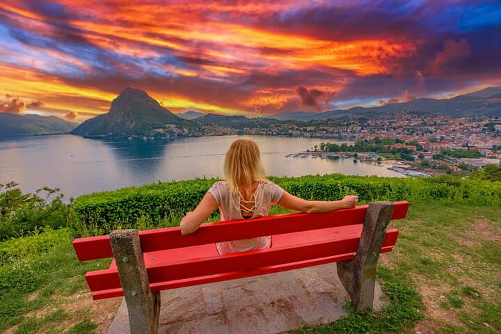 Private transfer from Zurich to Lugano, 2h Stop in Zug