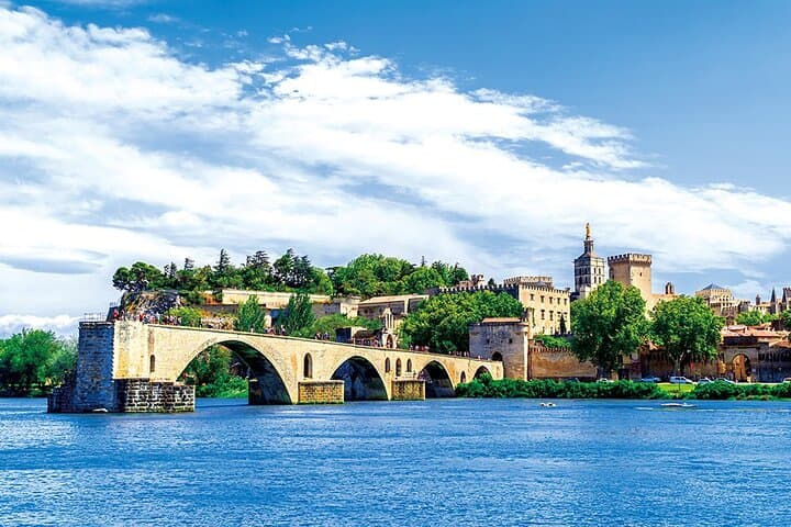 7-Day Taste of Europe Tour from Lucerne: Switzerland, Italy and France