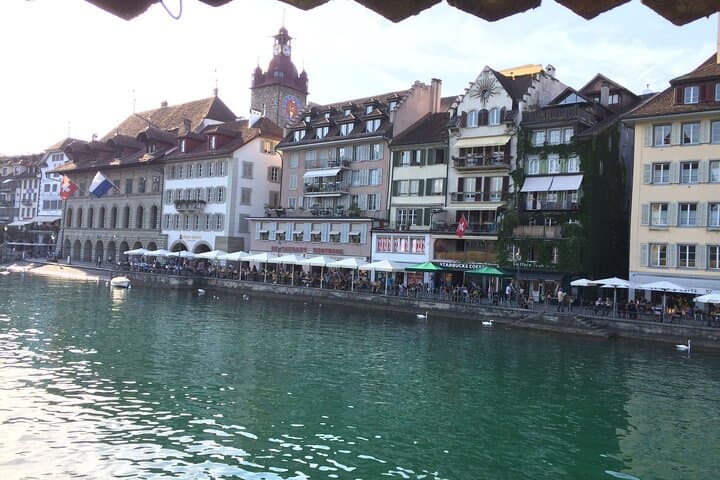 One hour Classic Lucerne Walk