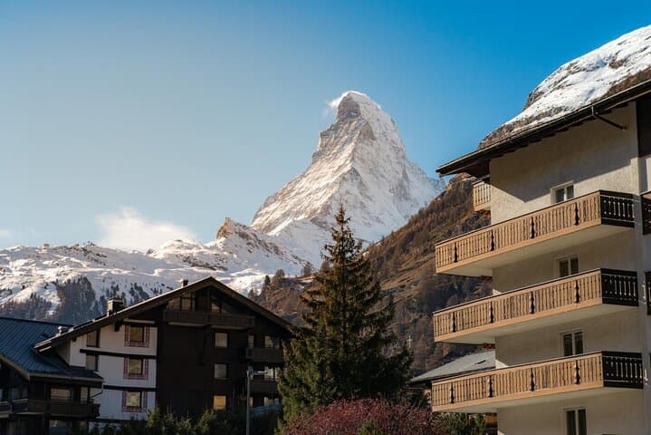 Explore Biel in 60 minutes with a Local