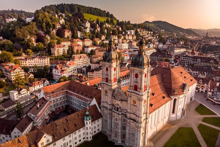 St. Gallen: Chocolate Tasting and Walking Tour with a Local