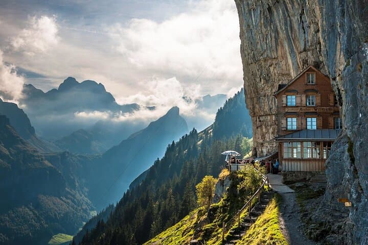 Fully Customizable Train Tour – Personally Guided by Local Expert