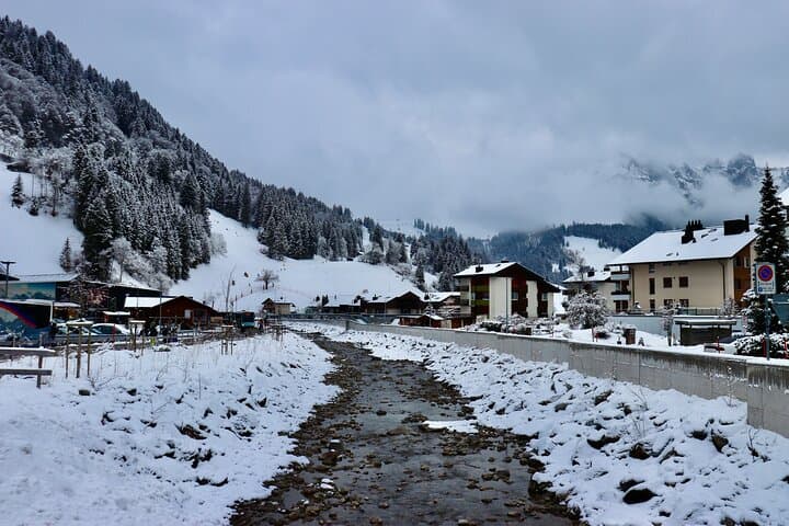 Mt Titlis and Lucerne Day Trip from Zurich with Free Photoshoot