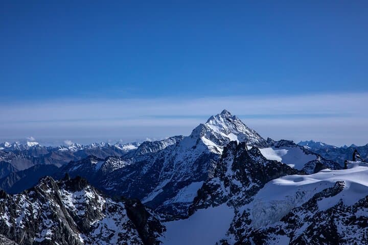 Mt Titlis and Lucerne Day Trip from Zurich with Free Photoshoot