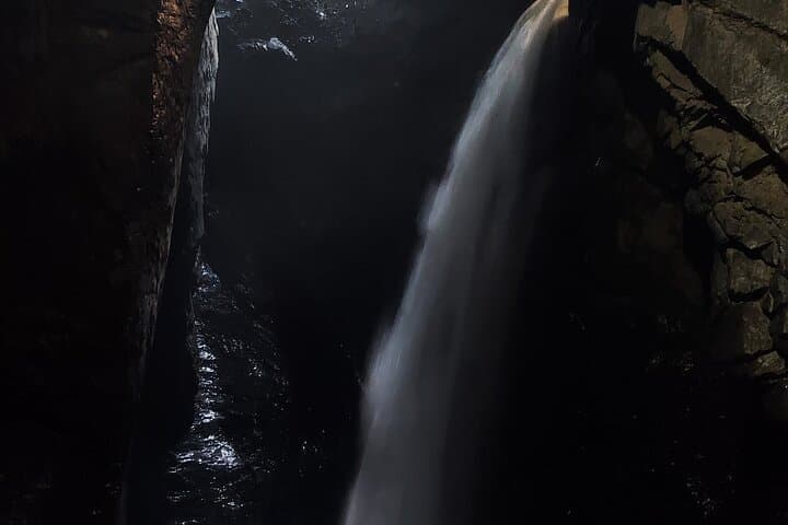 Discover Lauterbrunnen with CHEESE & CHOCOLATE