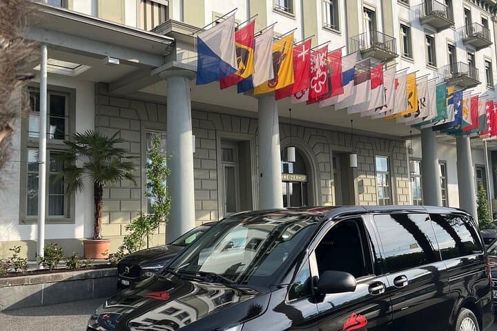 Basel to Zürich or Luzern Private Transfer for 1-4 passengers