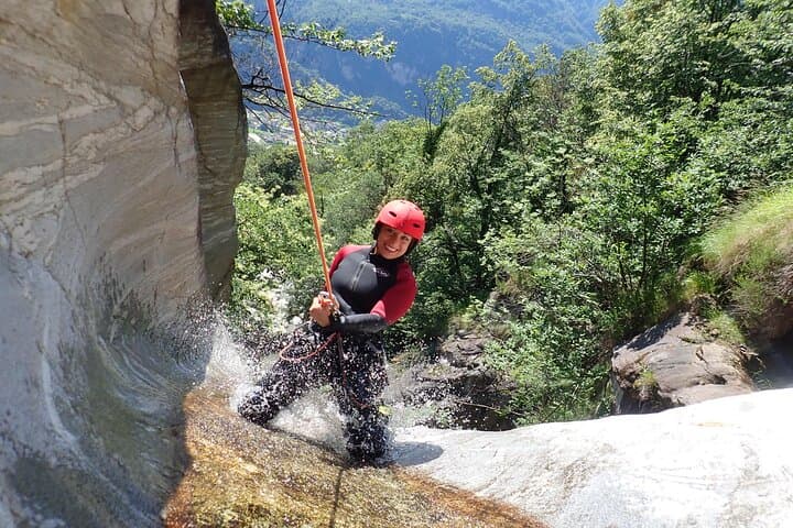 Canyoning adventure in Ticino Boggera Gorge