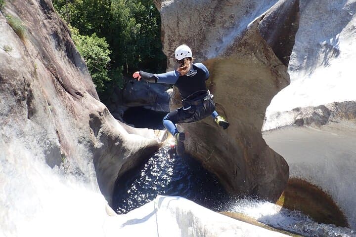 Canyoning adventure in Ticino Boggera Gorge