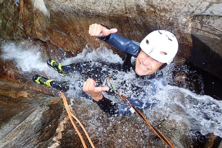 Canyoning adventure in Ticino Boggera Gorge