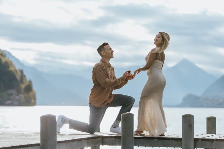 Surprise proposal photoshoot by our local photographer in Interlaken