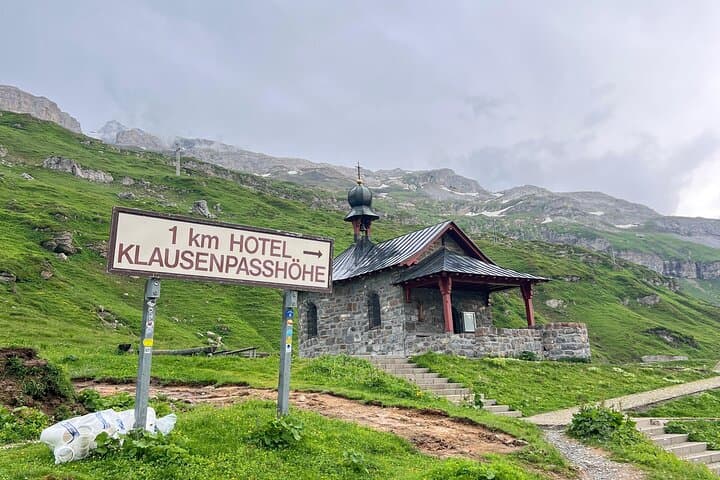 Private Hidden Switzerland Day Tour with Local Guide