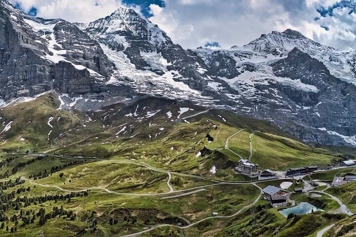 Lauterbrunnen Valley Private Guided Tour