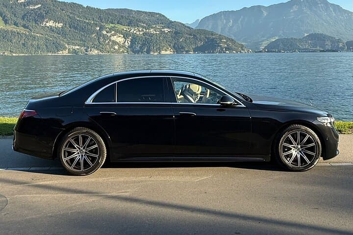 Lucerne to Zurich Airport Private Transfer (Local drivers)