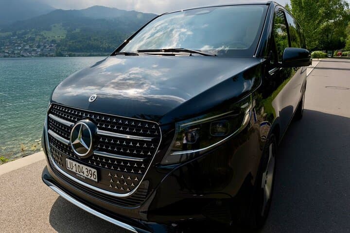 Lucerne to Zurich Airport Private Transfer (Local drivers)