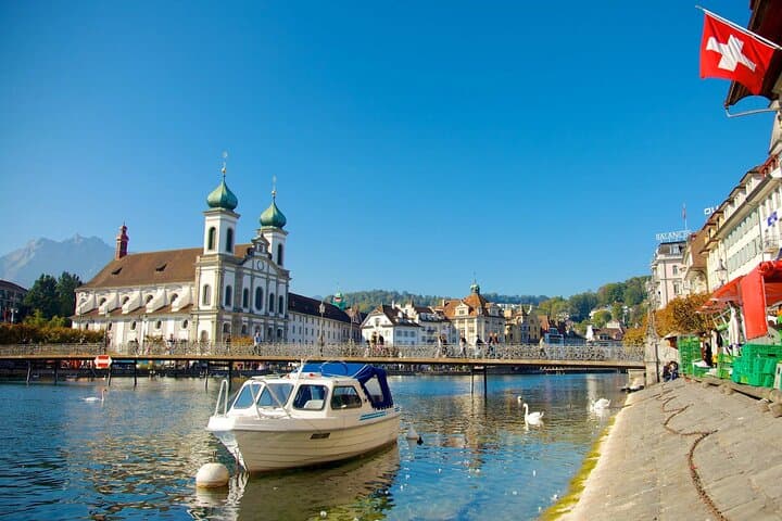 Ultimate Lucerne Experience: City Tour and Lake Cruise