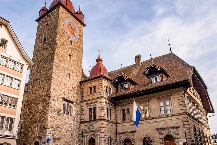 Ultimate Lucerne Experience: City Tour and Lake Cruise