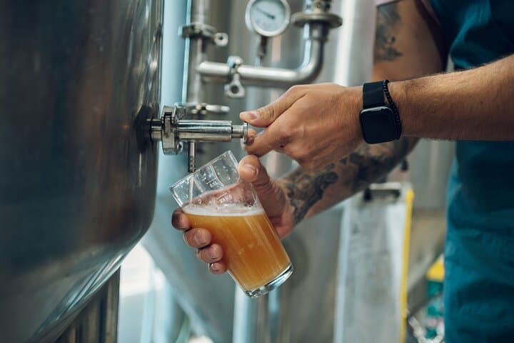 Beer Crawl – Local Brews, Cool Stops & Good Times | Basel
