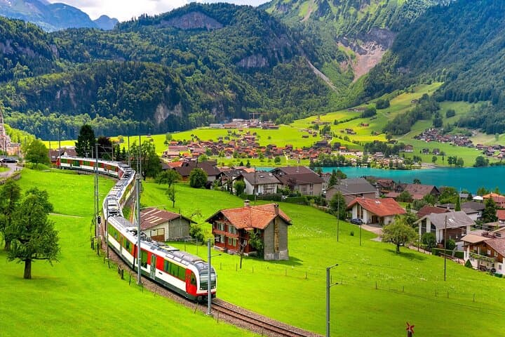 Hardcore Tour for Railfans: 4 Scenic Swiss Express Trains – 1 Day