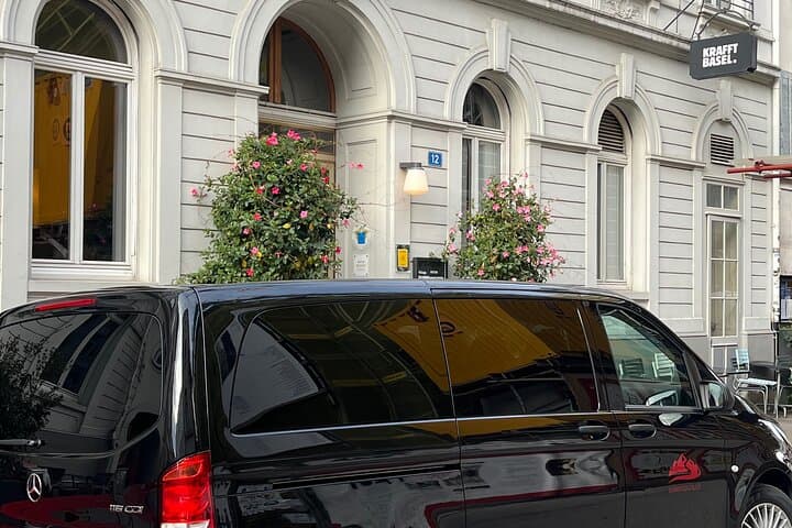Basel to Zürich or Luzern Private Transfer for 1-4 passengers