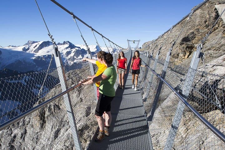 Discover stunning Swiss landscapes while traveling from Zurich to Engelberg, with a stop in Lucerne
