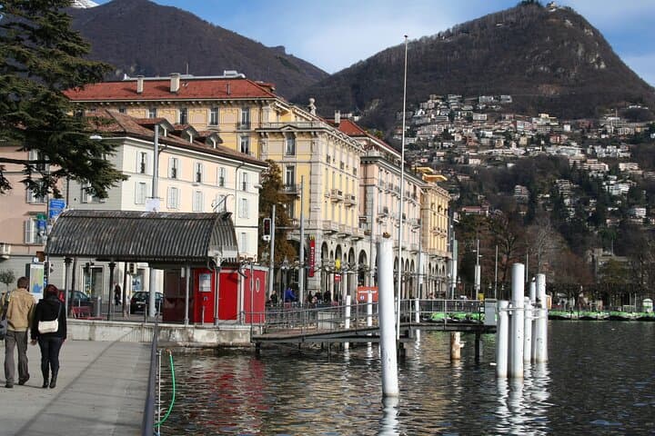 Lakeside promenade