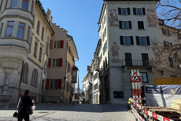 Zurich's Heists and Robberies: A Self-Guided True Crime Tour