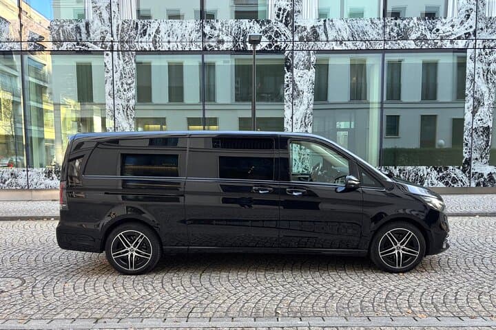 Private Transfer from Zurich Airport ZRH to Zurich City