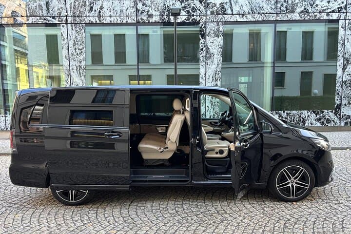Private Transfer from Lucerne to Interlaken