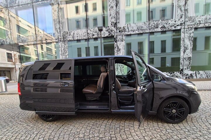 Private Transfer from Zurich Airport ZRH to Sankt Moritz