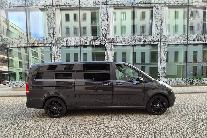 Private Transfer from Basel to Zurich City Airport
