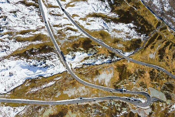 4-Day Swiss Alps Porsche Drive: Interlaken, Furka-Grimsel-Susten