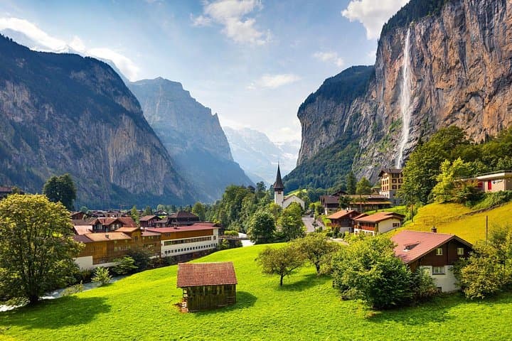 Zurich Private 4WD Transportation Experience